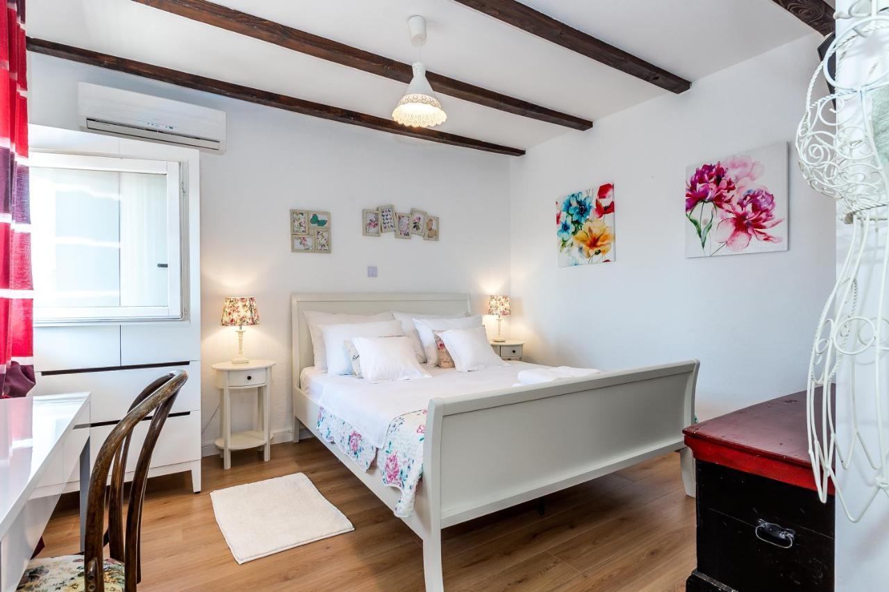 Holiday Home Rosko Skradin Exterior foto