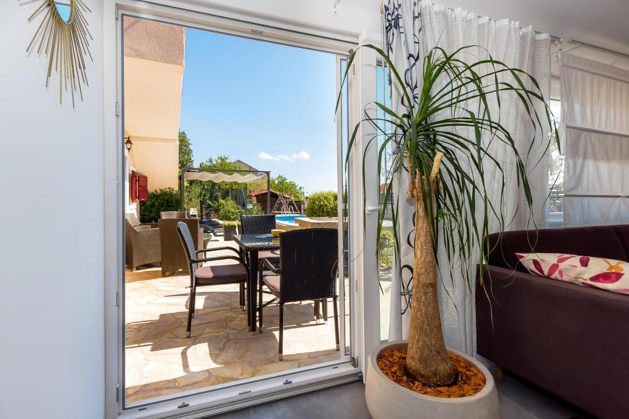 Holiday Home Rosko Skradin Exterior foto